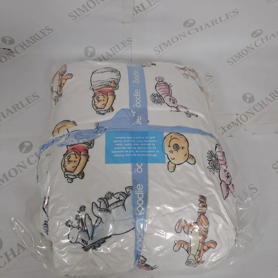 OODIE HOODED OVERSIZED BLANKET - WINNIE THE POOH