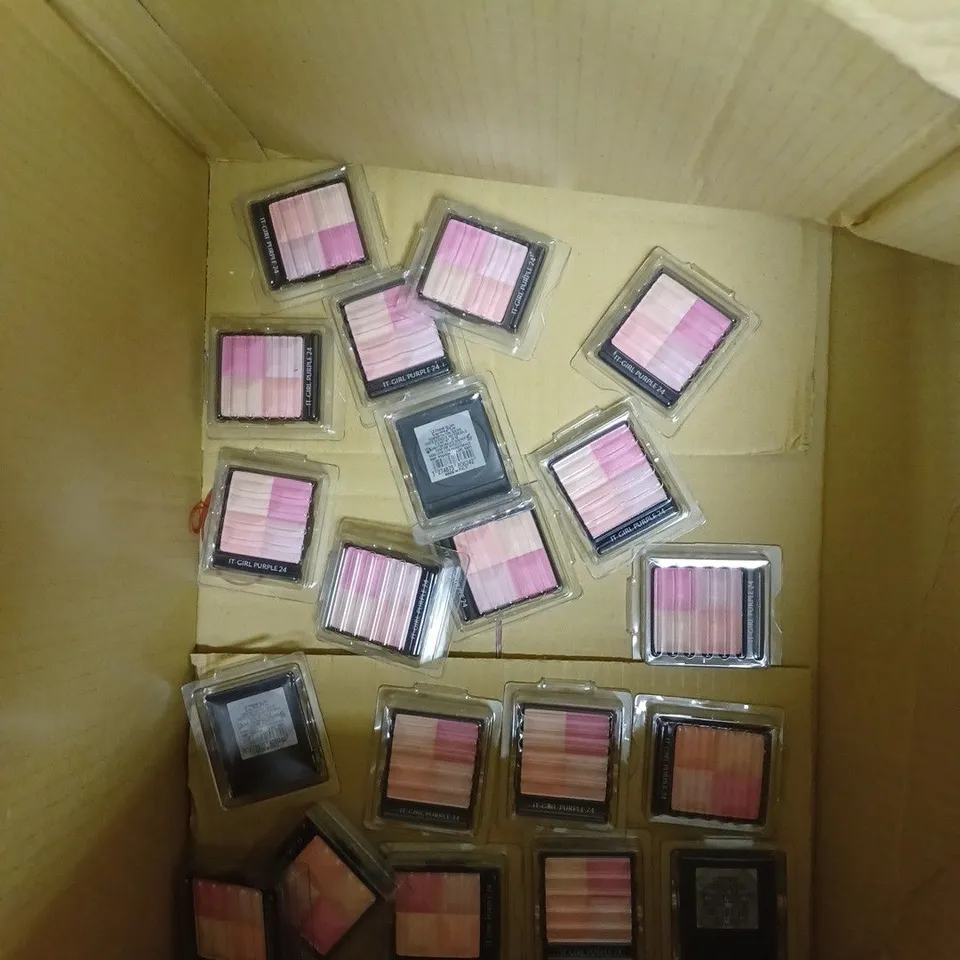 BOX OF APPROXIMATELY 20 GIVENCHY BLUSH TESTER UNITS - 24 IT GIRL PURPLE 