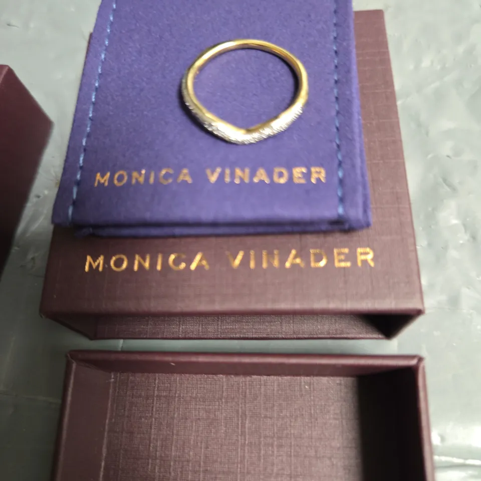 MONICA VINADER GOLD RING WITH PAVÉ STONES