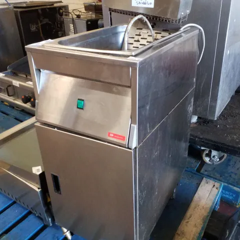 FRIFRI SILOFRITFRIFRI SILOFRIT FREE-STANDING CHIP SCUTTLE