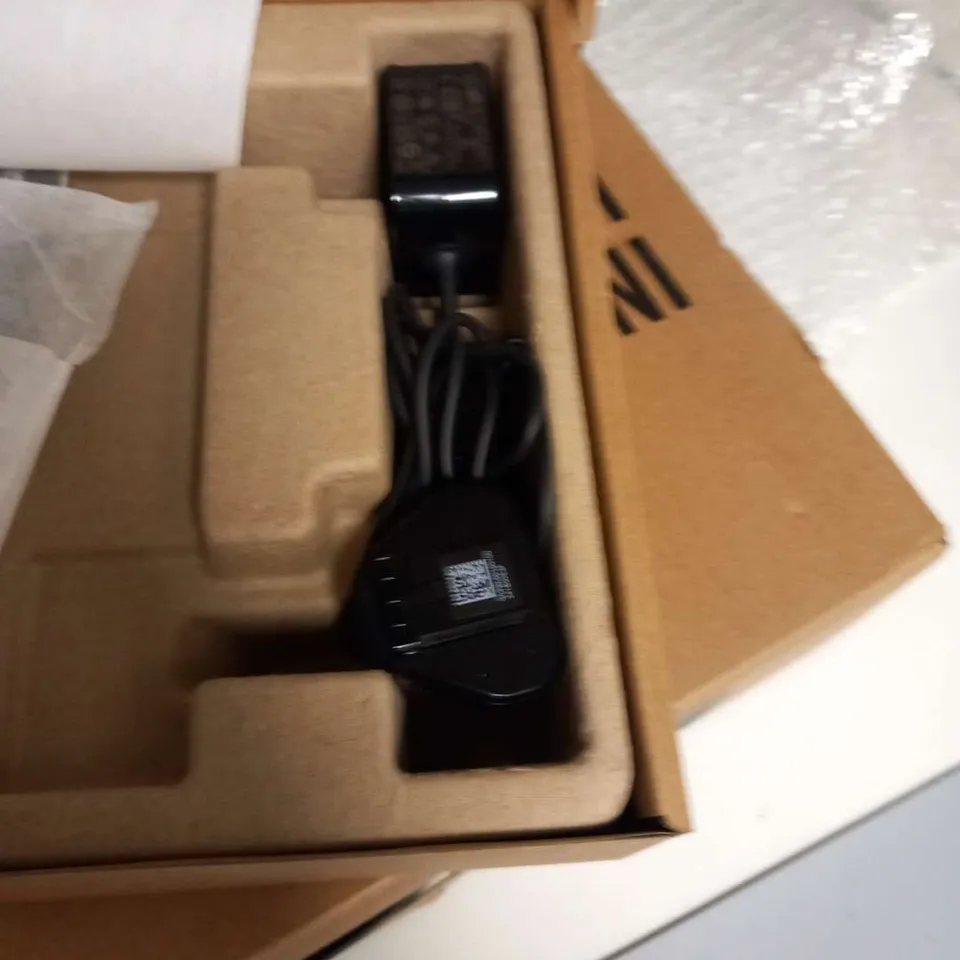 BOXED ASUS SONICMASTER E210M NOTEBOOK WITH CHARGER