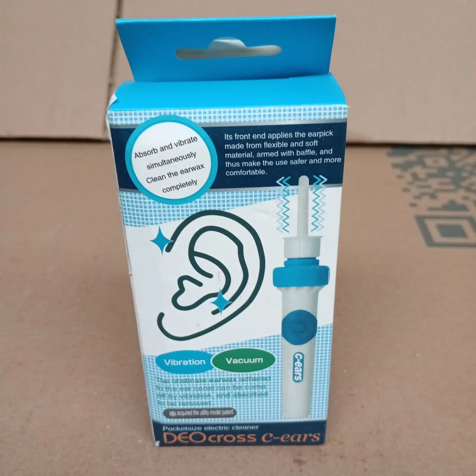 TOTE OF APPROXIMATELY 10 ASSORTED ITEMS INCLUDING EASY @ HOME OVULATION TEST, JAYSUNING THIGH ANTI-FRICTION STICK AND POCKETSIZE ELECTRIC WAX CLEANER