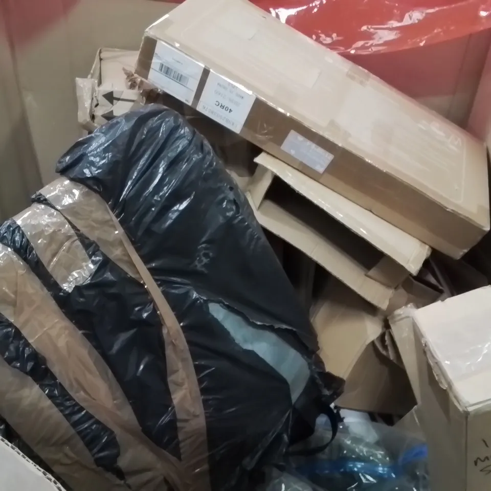 PALLET OF ASSORTED HOUSEHOLD GOODS AND PRODUCTS TO INCLUDE;POSTBOX,PLAY MATS,BED RAIL