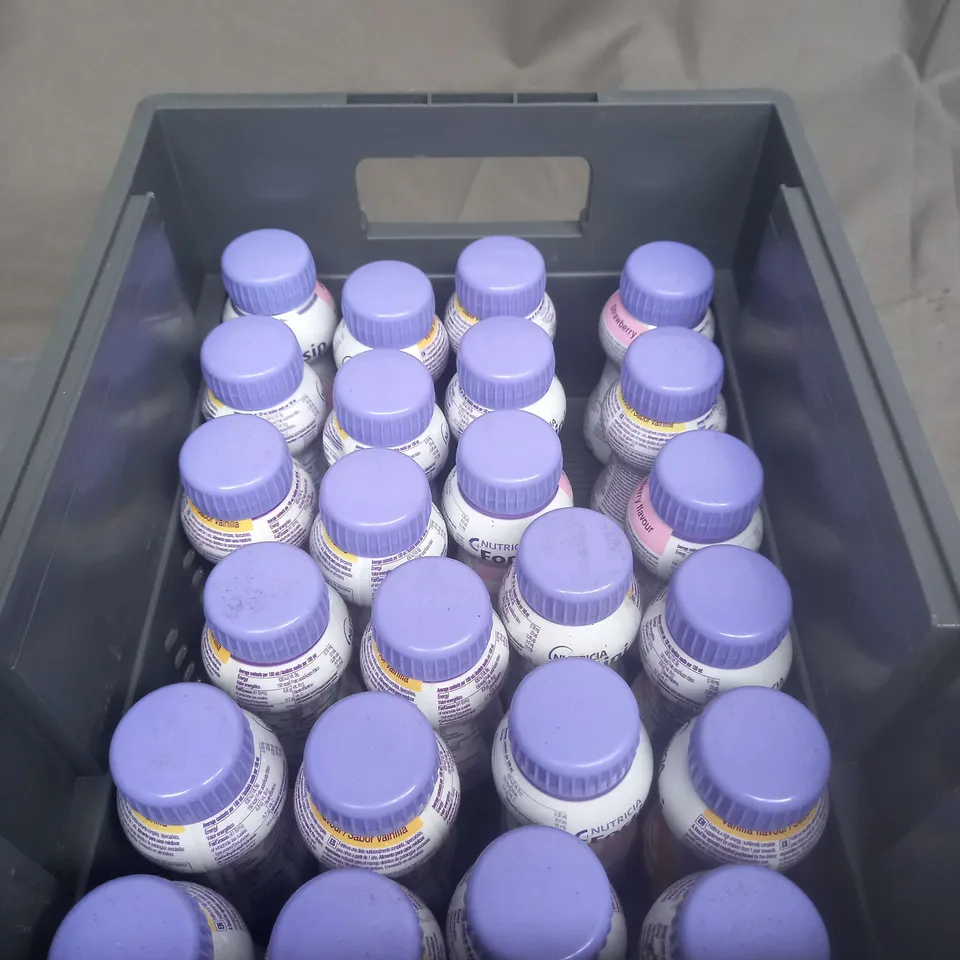 APPROXIMATELY 24 ASSORTED FOOD AND DRINK ITEMS TO INCLUDE NUTRICIA FORTINI ( IN VARIOUS FLAVOURS) - COLLECTION ONLY