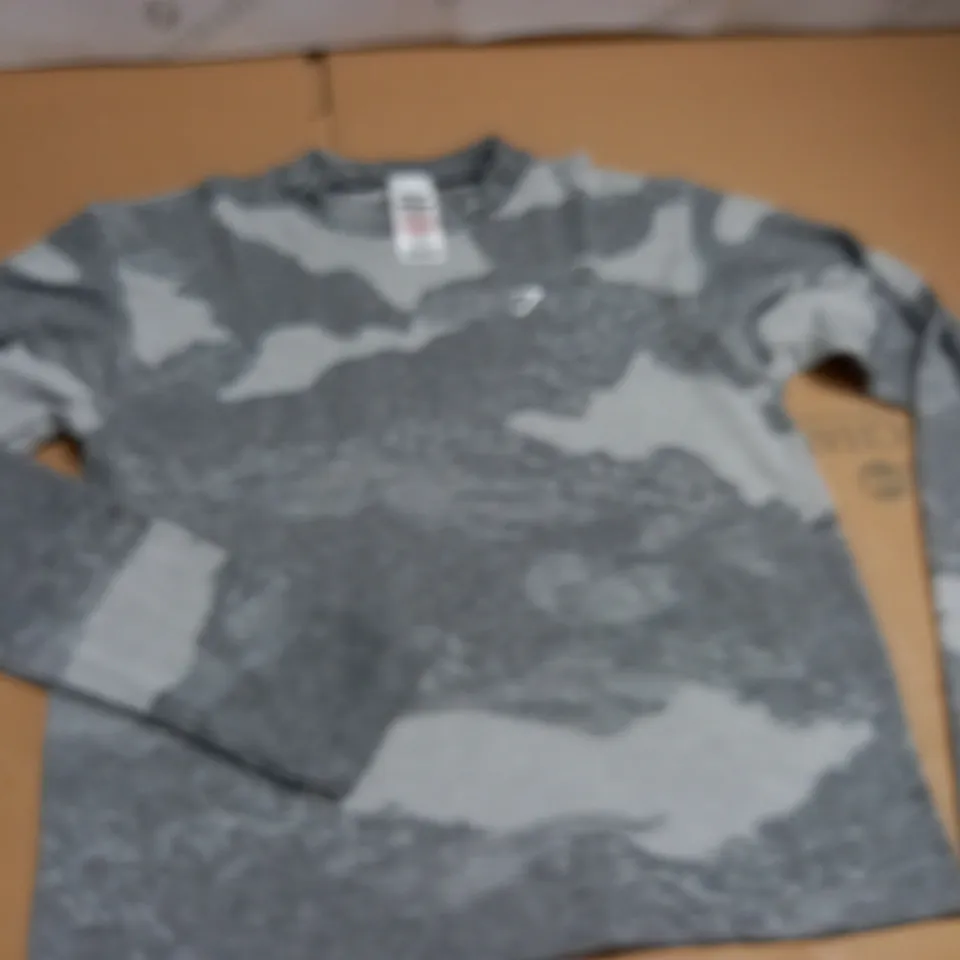 GYMSHARK LONG SLEEVE GREY TRAINING TOP - XS