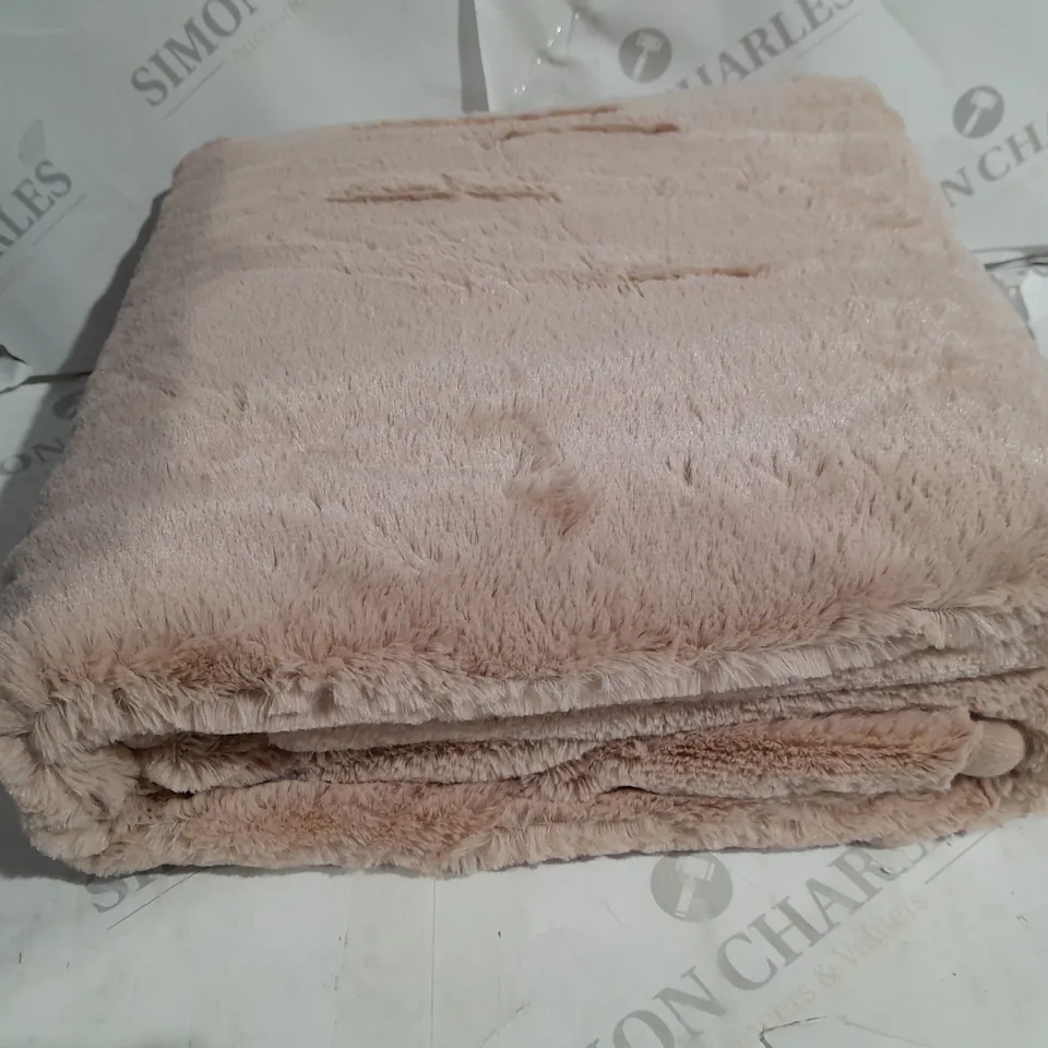 COZEE HOME VELVETSOFT HEATED THROW IN PINK