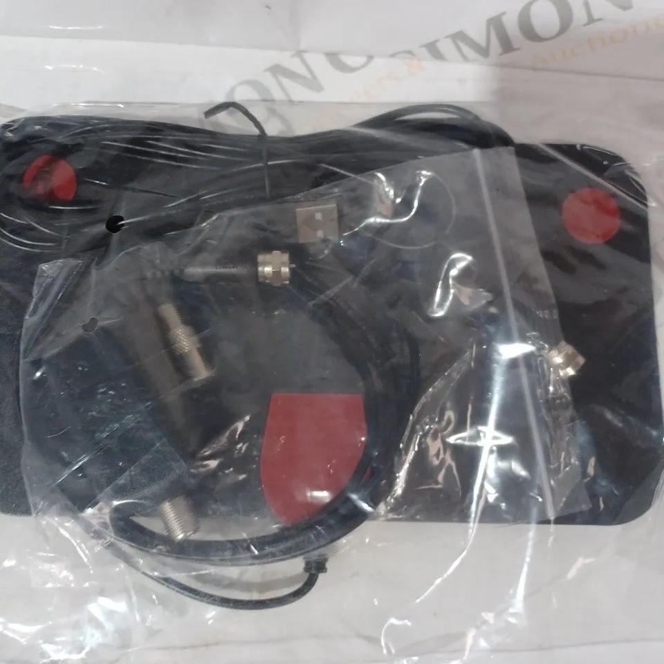 BOXED DIGITAL HDTV ANTENNA