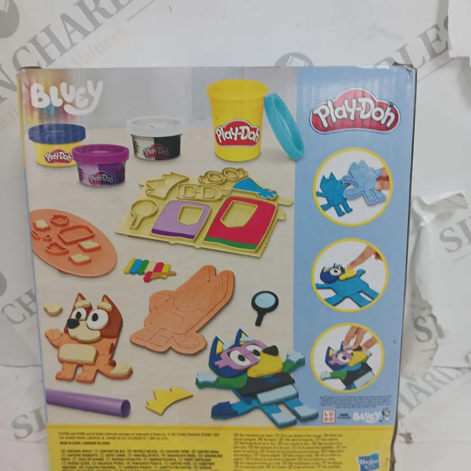 BOXED PLAY-DOH BLUEY MAKE N MASH COSTUMES