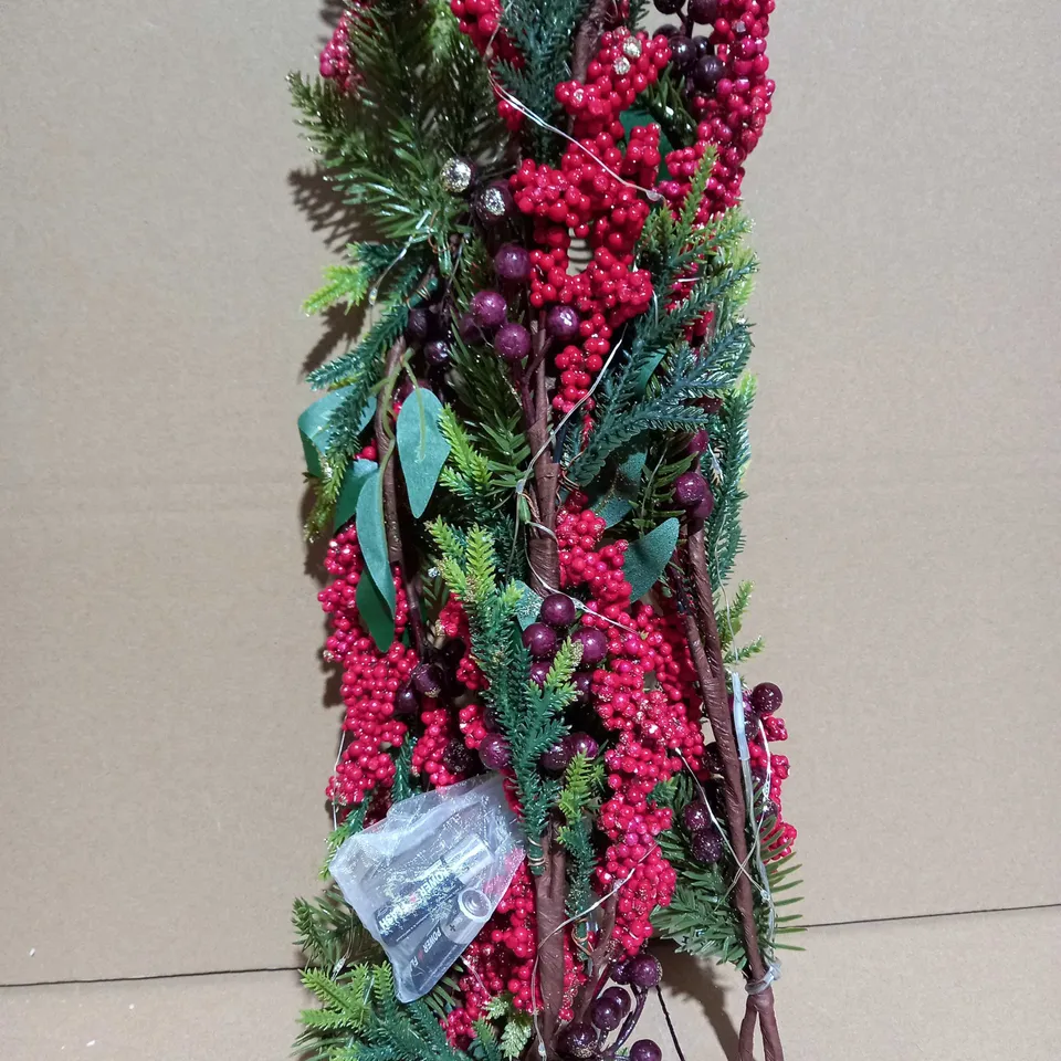 HOME REFLECTIONS 135CM PRELIT BERRY GARLAND RED