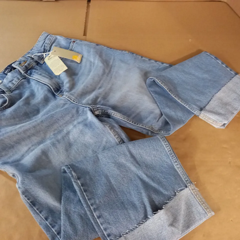 BODEN DENIM STRAIGHT HIGH RISE JEANS - 10