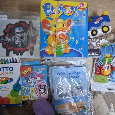 TOTE OF ASSORTED TOYS AND ACCESSORIES TO INCLUDE;