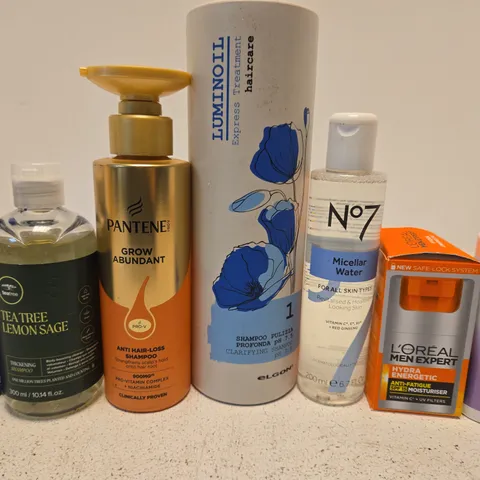 APPROX 12 ASSORTED BEAUTY PRODUCTS TO INCLUDE NIVEA SUN CREAM, PANTENA SHAMPOO, NO7 MICELLAR WATER, ETC