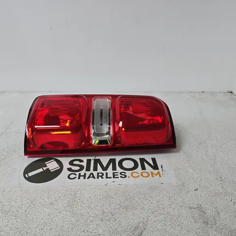 RIGHT-HAND REAR LIGHT CLUSTER – RED LENS (RH)