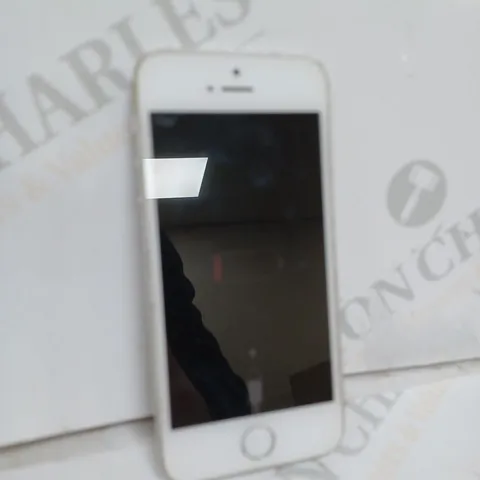APPLE IPHONE SE SILVER
