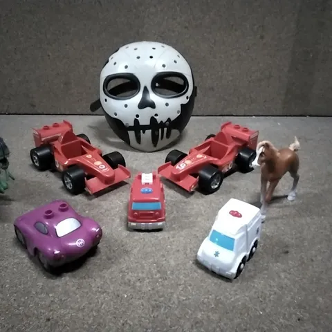 BOX CONTAINING LARGE AMOUNT OF CHILDREN'S TOYS