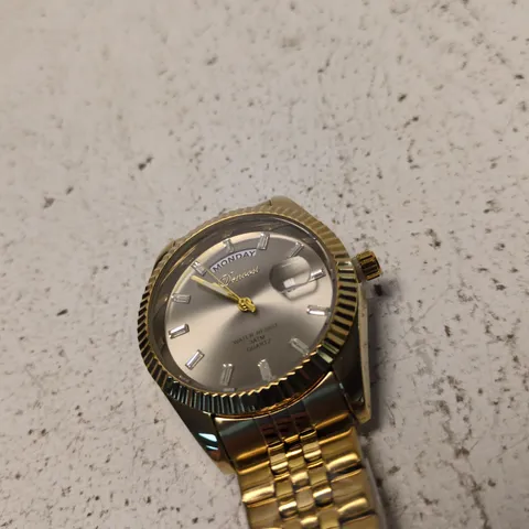 DENVOSI GOLD-TONE WRISTWATCH WITH DAY-DATE DISPLAY AND LINK BRACELET