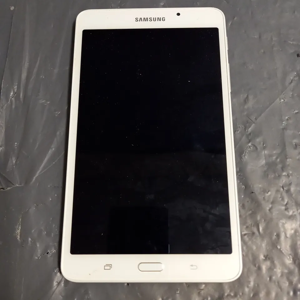 SAMSUNG GALAXY TAB A 2016 IN WHITE