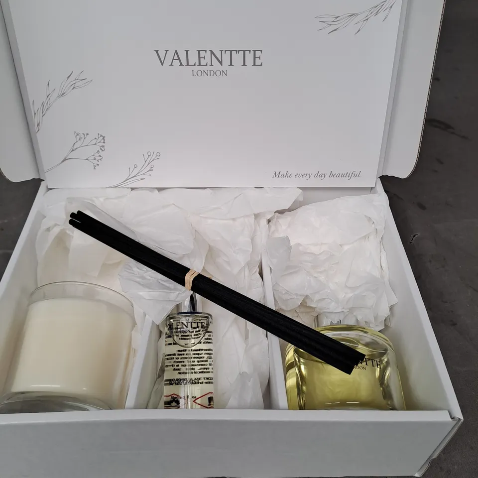 VALENTTE LONDON REED DIFFUSER WITH SCENTED CANDLE