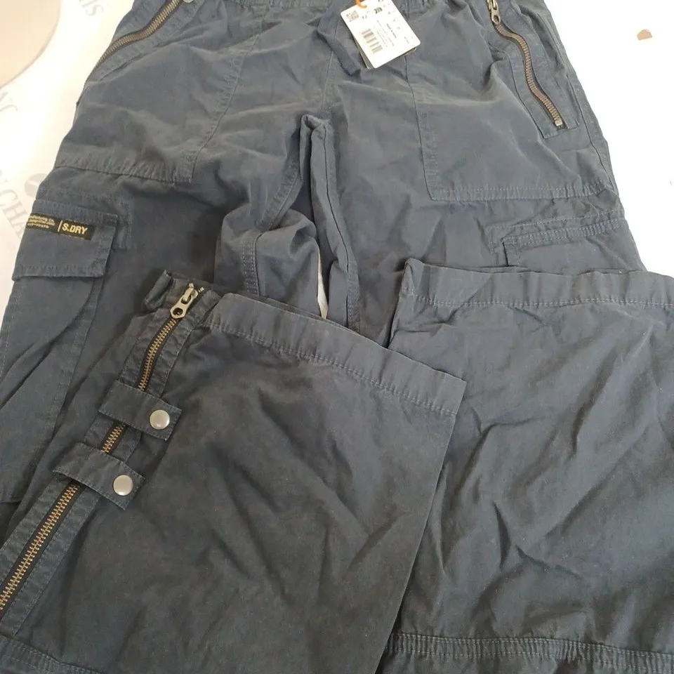 SUPERDRY VINTAGE LR ELASTIC CARGO PANTS - UK 26"