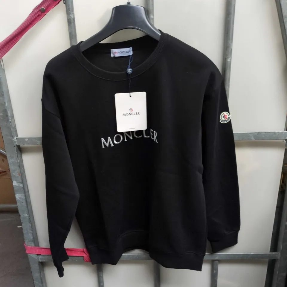 MONCLER BLACK LOGO SWEATSHIRT