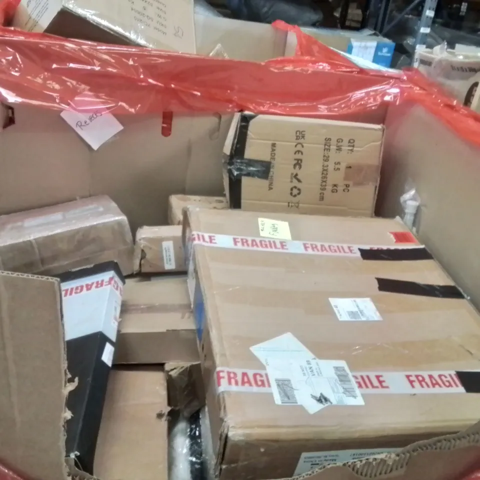 PALLET OF ASSORTED HOUSEHOLD GOODS AND PRODUCTS TO INCLUDE;SELF CLEANING CAT LITTER BOX,COFFEE MACHINE,TOILET SEAT 