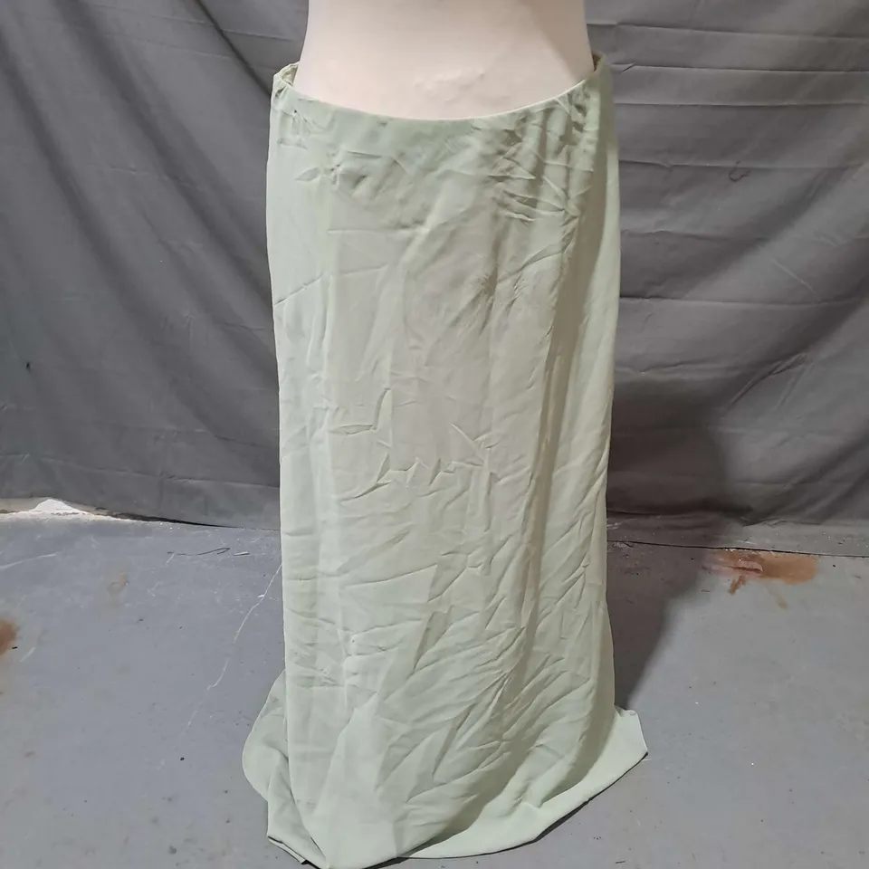 ABERCROMBIE & FITCH MAXI SKIRT IN SAGE SIZE SR