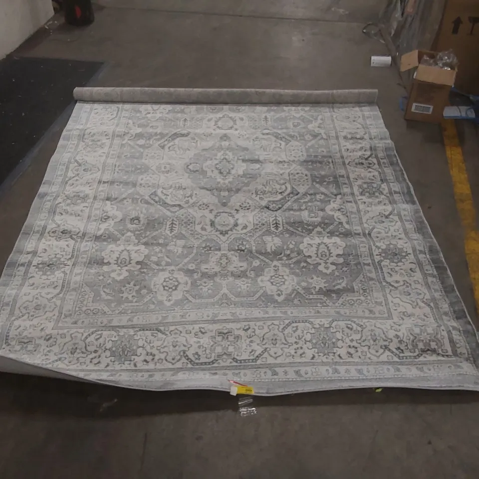 QUALITY PEARCE ORIENTAL AREA RUG - 180 x 265cm