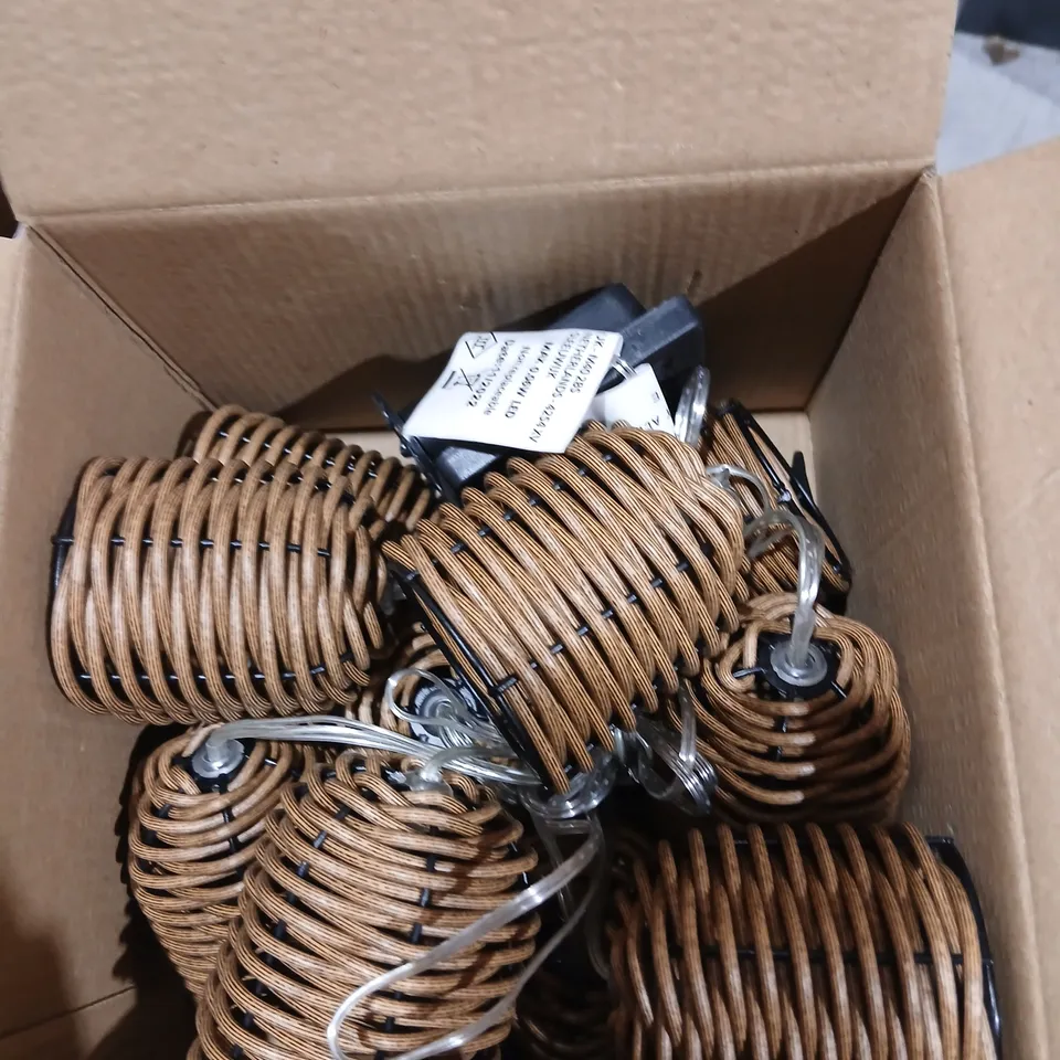 APPROXIMATELY 12 SETS OF SOLAR STRING LIGHTS