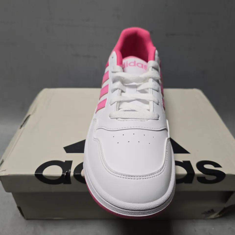 BOXED ADIDAS PINK & WHITE 3.0 K TRAINERS - UK 6 1/2