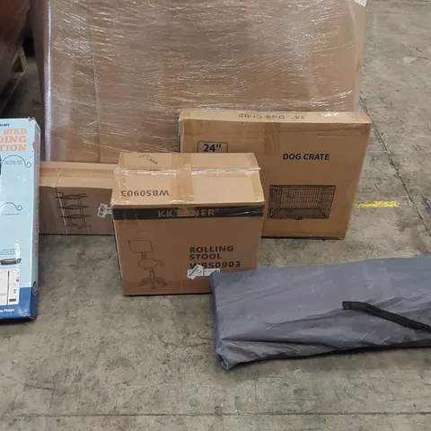 PALLET OF ASSORTED ITEMS INCLUDING: STOOL, DOG CRATE, SHELF, BIRD FEEDER, CAMPING EQUIPMENT