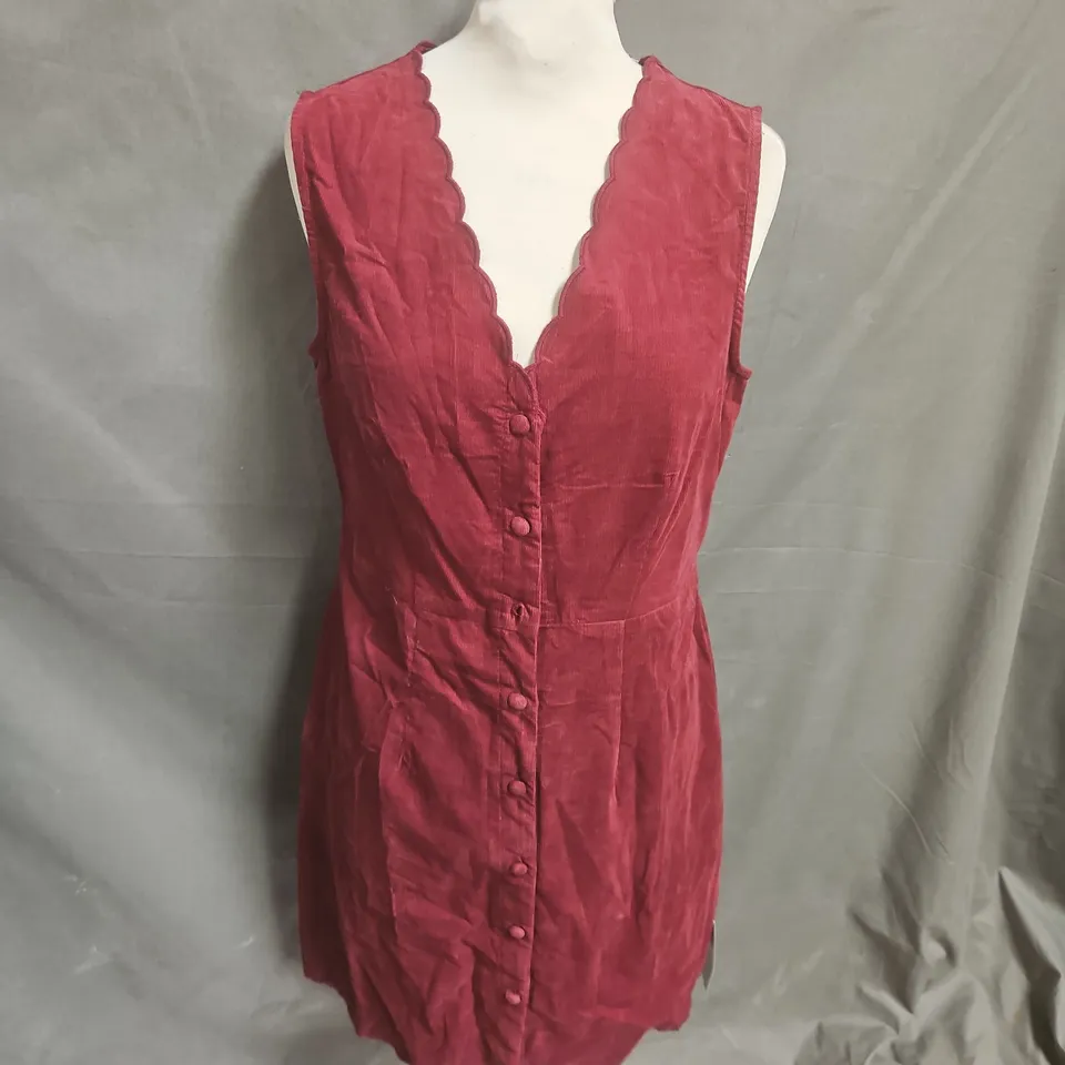 NOBODY'S CHILD VELVET DRESS WITH SCALLOPED TRIM – UK 10 (EU 38, US 6) – RED