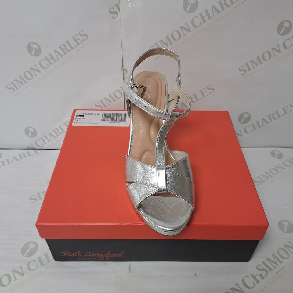 BOXED PAIR OF RUTH LANGSFORD HEELED SANDALS IN SILVER SIZE 5 