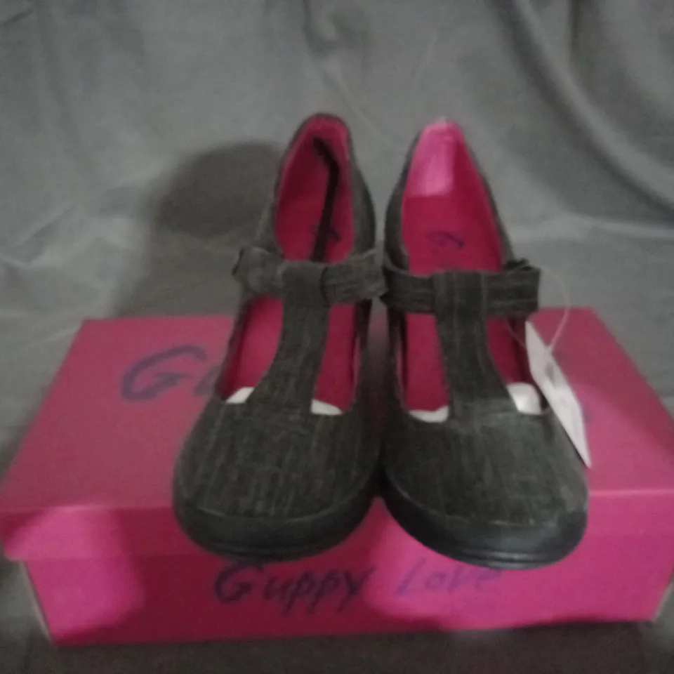 APPROXIMATELY 7 BOXED PAIRS OF GUPPY LOVE BY BLOWFISH WEDGE SHOES IN VARIOUS SIZES TO INCLUDE SIZE 40.5EU