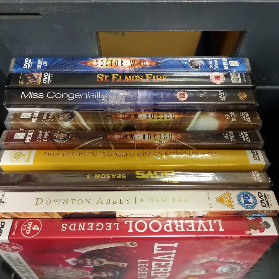 LOT OF APPROXIMATELY 15 DVDS, TO INCLUDE THE TUDORS, DOCTOR WHO, CRUELLA, ETC