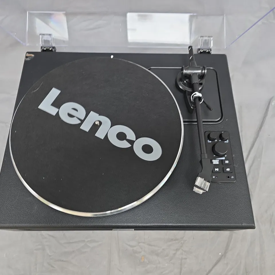 LENCO BLUETOOTH TURNTABLE WITH CLEAR DUST COVER – BLACK