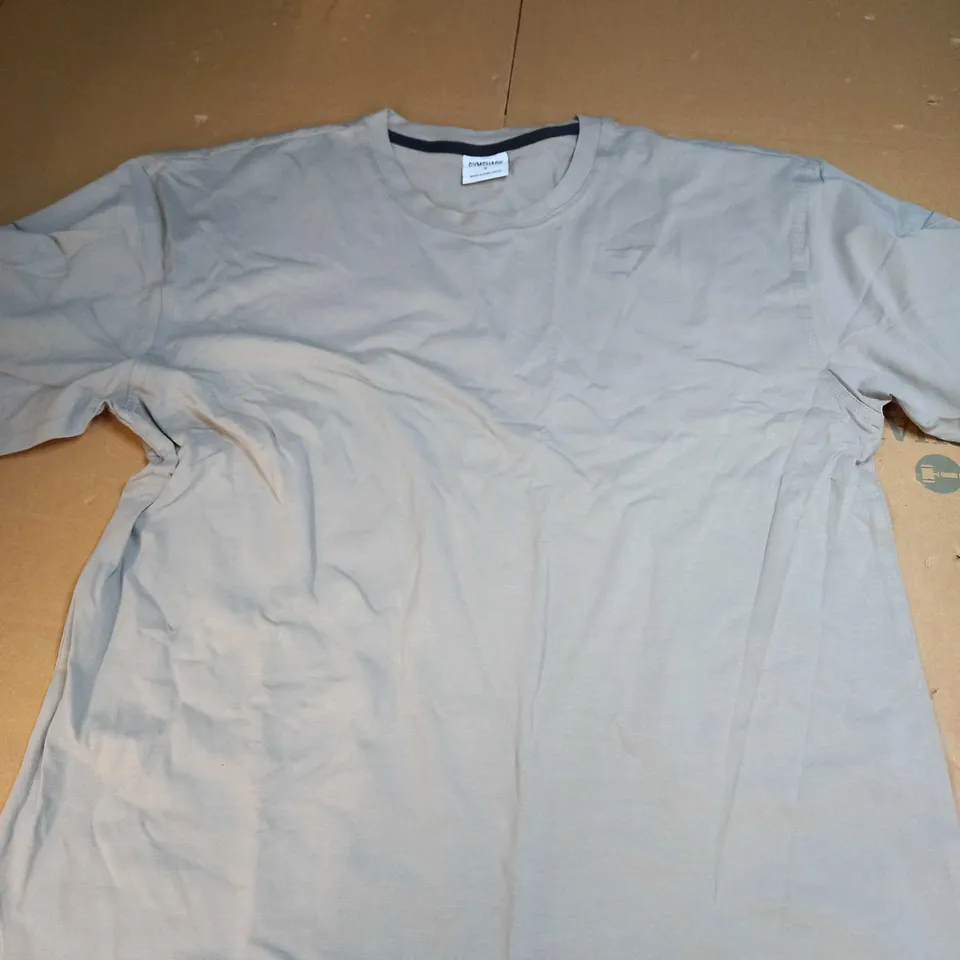 GYM SHARK KHAKI TOP - UK SMALL