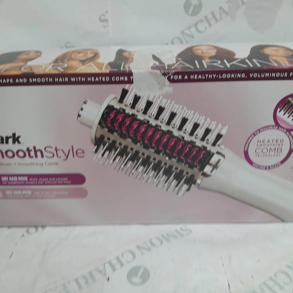 BOXED SHARK SMOOTHSTYLE HOT BRUSH & SMOOTHING COMB