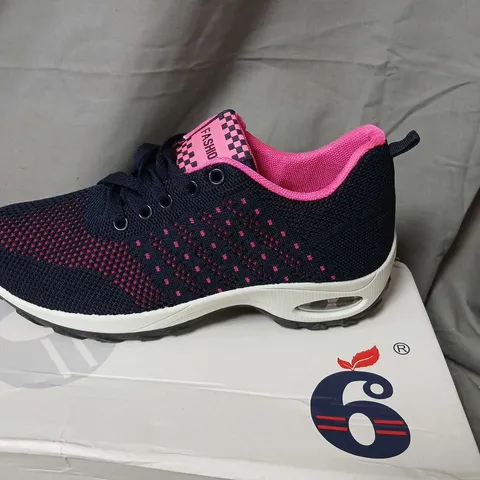 KIDS' NAVY & PINK KNIT TRAINERS