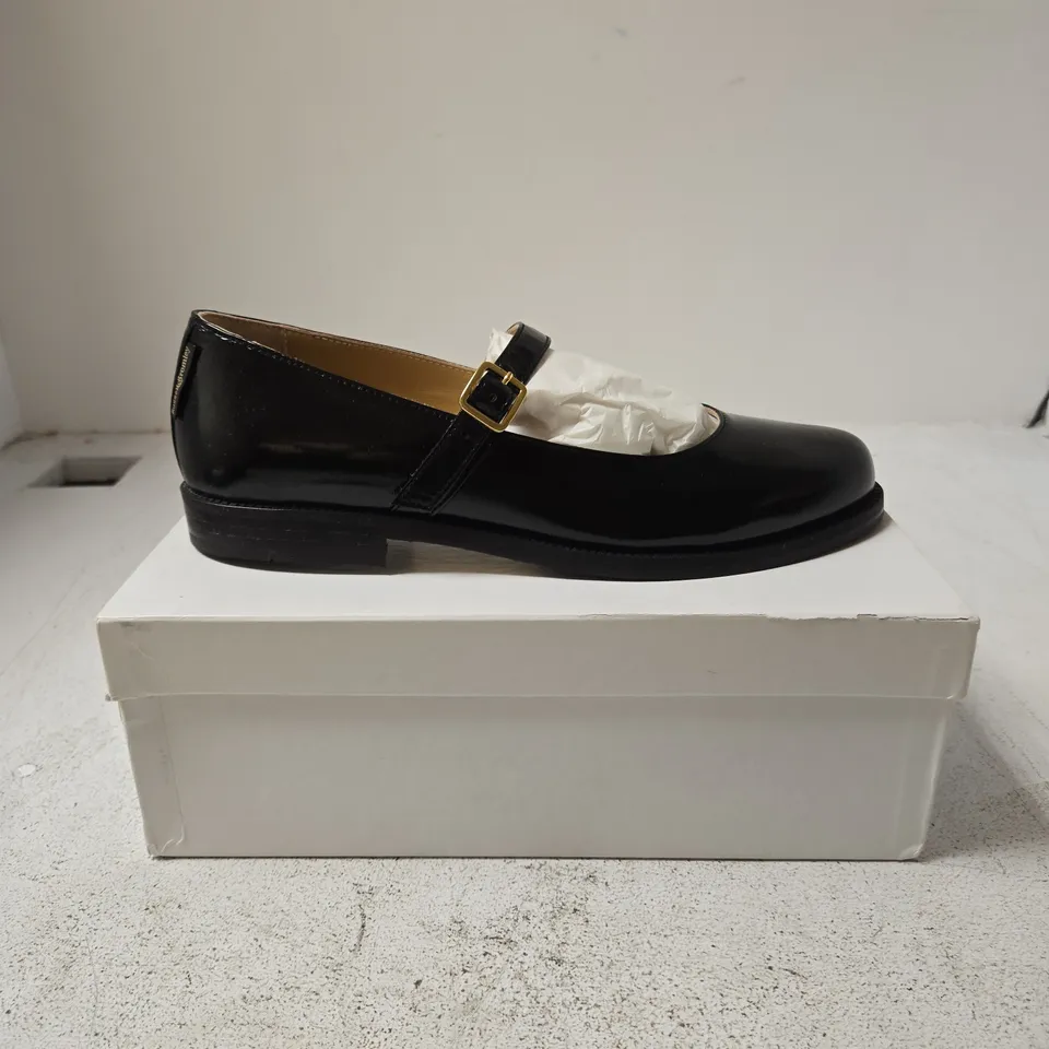 RUSSELL & BROMLEY DOTTY BLACK PATENT MARY JANE SHOES - UK 7