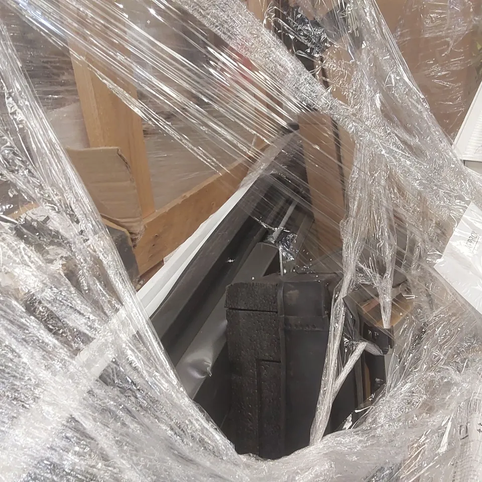 PALLET CONTAINING APPROXIMATELY 12X MIXED FLASHING KIT FOR PROFILED TILE