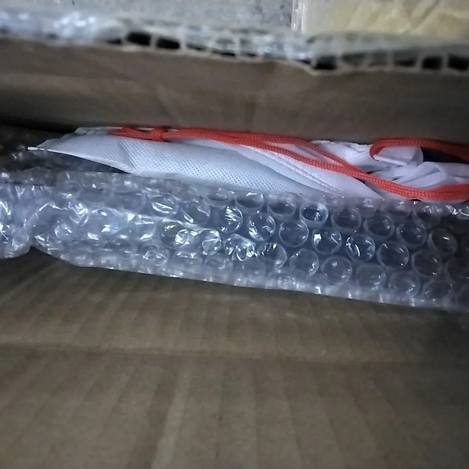 BOXED AALINA STEEL BISTRO TABLE