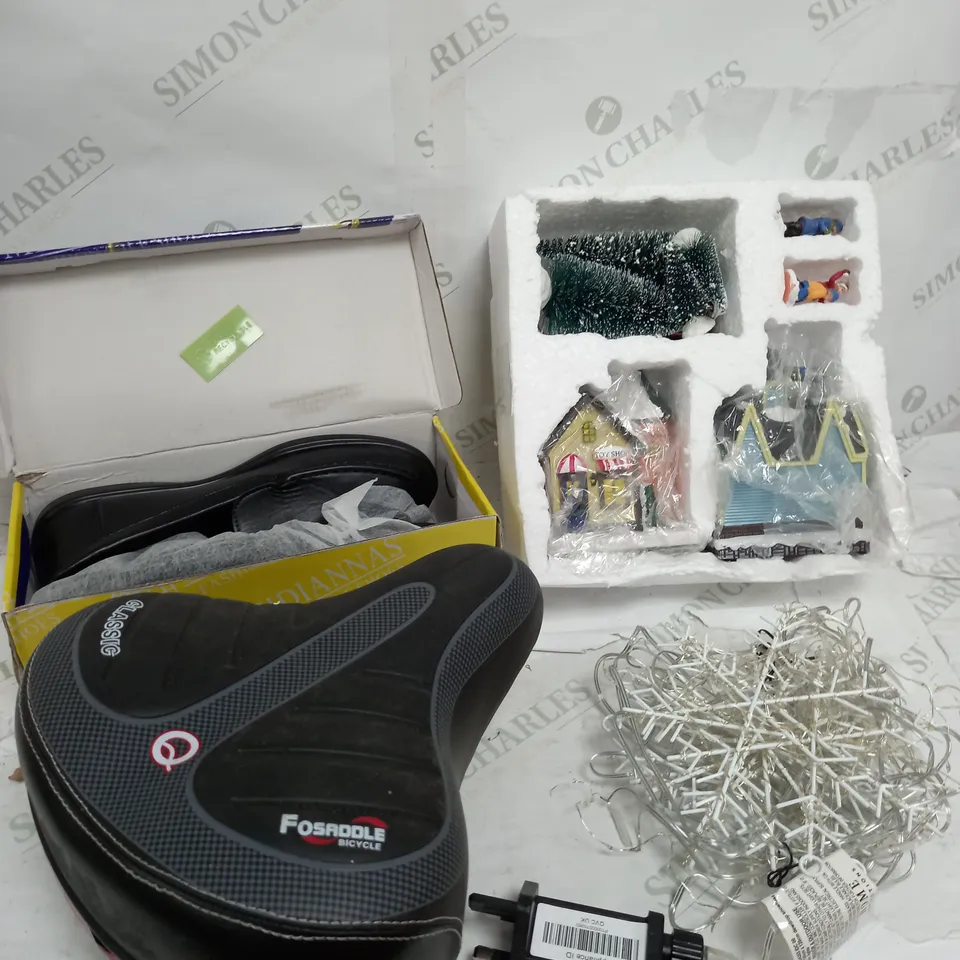 BOX OF APPROXIMATELY 10 ASSORTED ITEMS TOT INCLUDE CHRISTMAS DÉCOR, BIKE SEAT, SHOES ETC