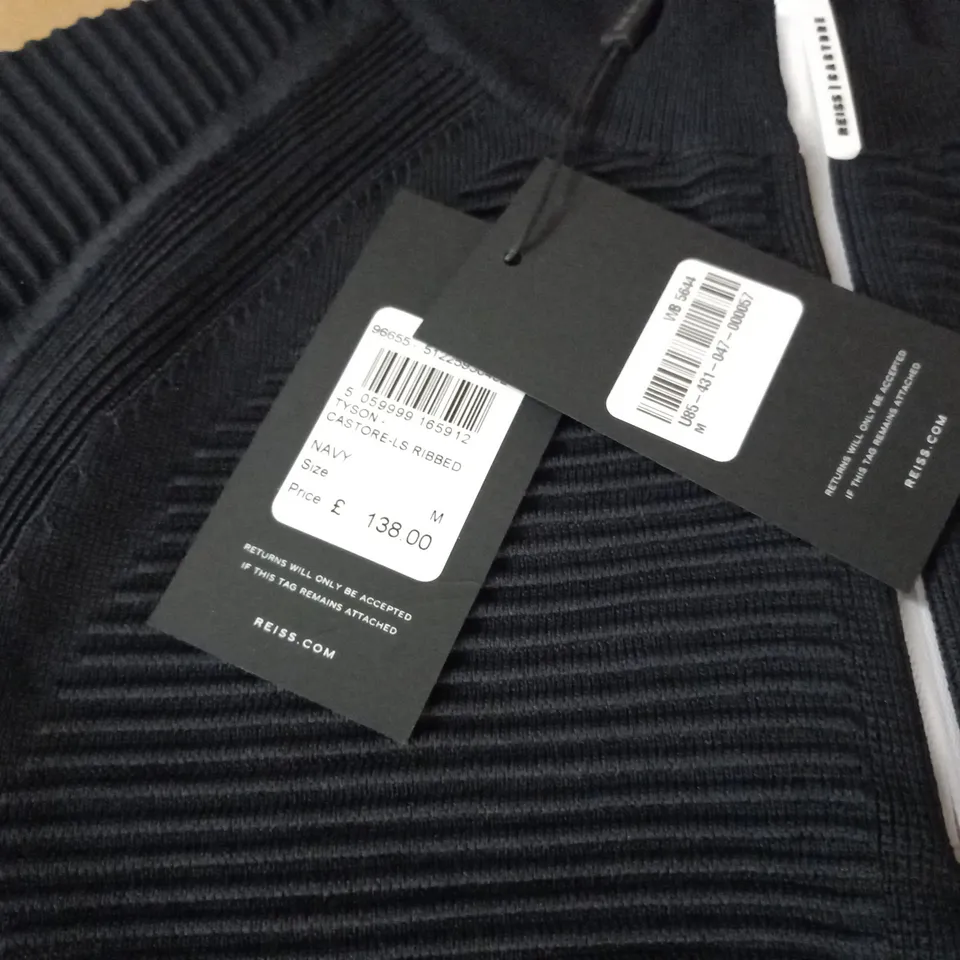 REISS CASTORE HALF ZIPPED RIBBED TOP IN BLACK - M