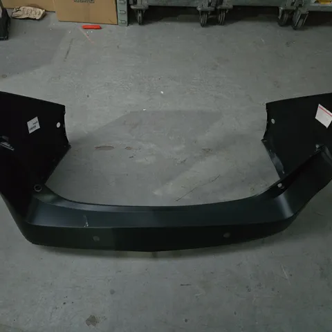 TOYOTA PRUIS 16-19 REAR BUMPER - COLLECTION ONLY