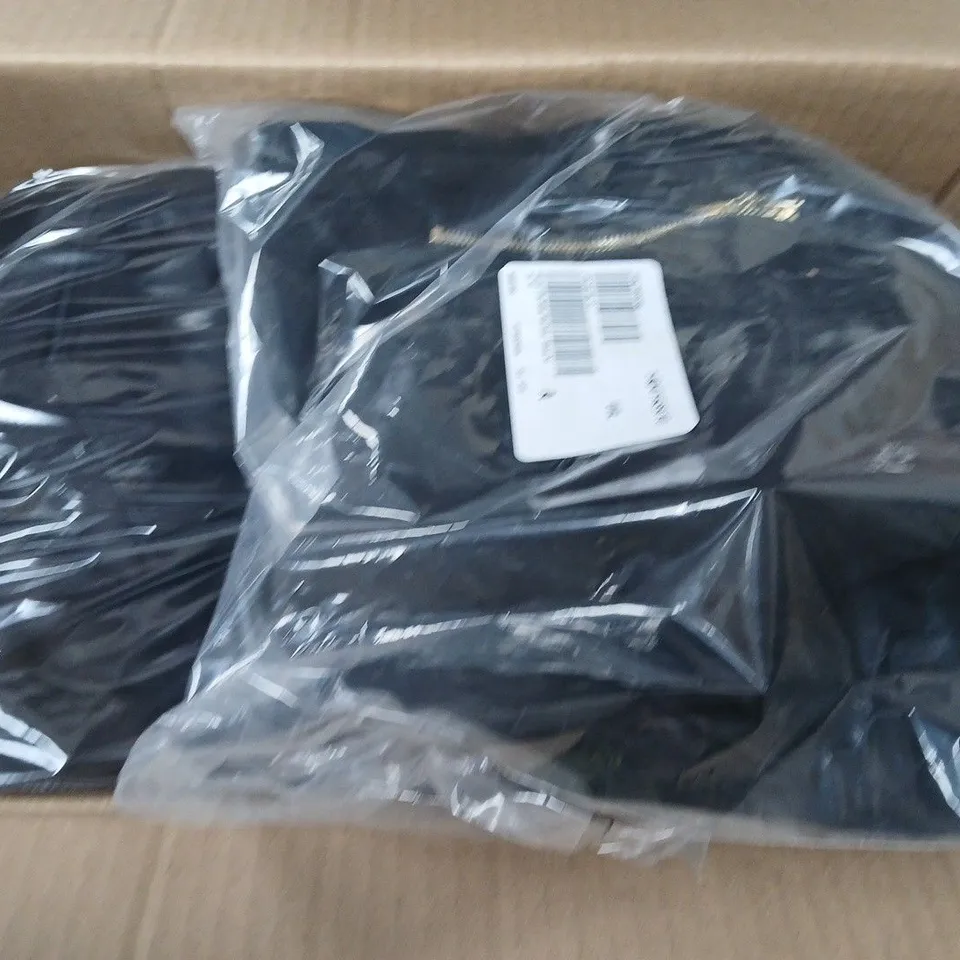APPROXIMATELY 10 ASSORTED BAGGED CLOTHING ITEMS IN VARIOUS SIZES, COLOURS & STYLES TO INCLUDE DANNI MINOGUE, IZABEL LONDON, RUTH LANGSFORD, ETC