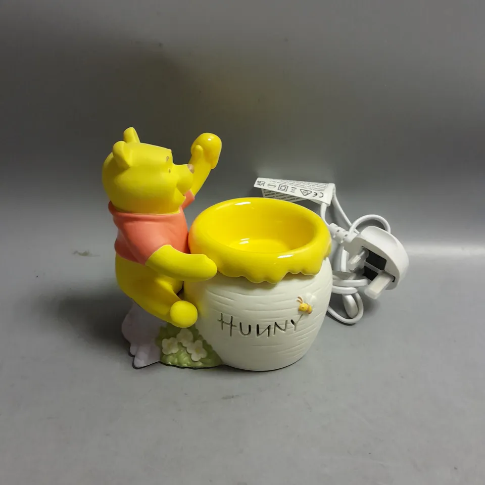 BOXED DISNEY WINNIE THE POOH SCENTSY JUST A SMACKEREL OF HONEY SCENTSY WARMER