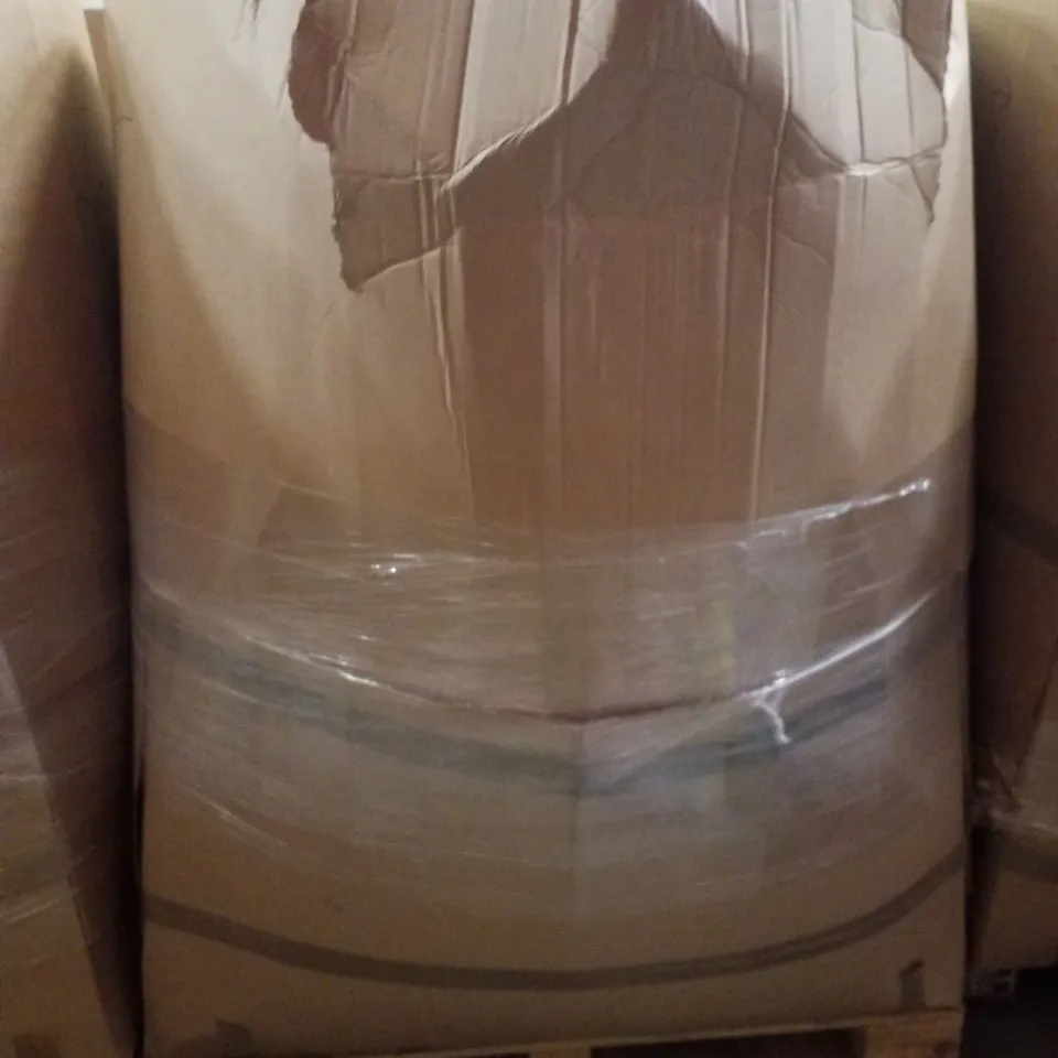 PALLET CONTAINING ASSORTED GARDEN HOSES & INFLATABLES