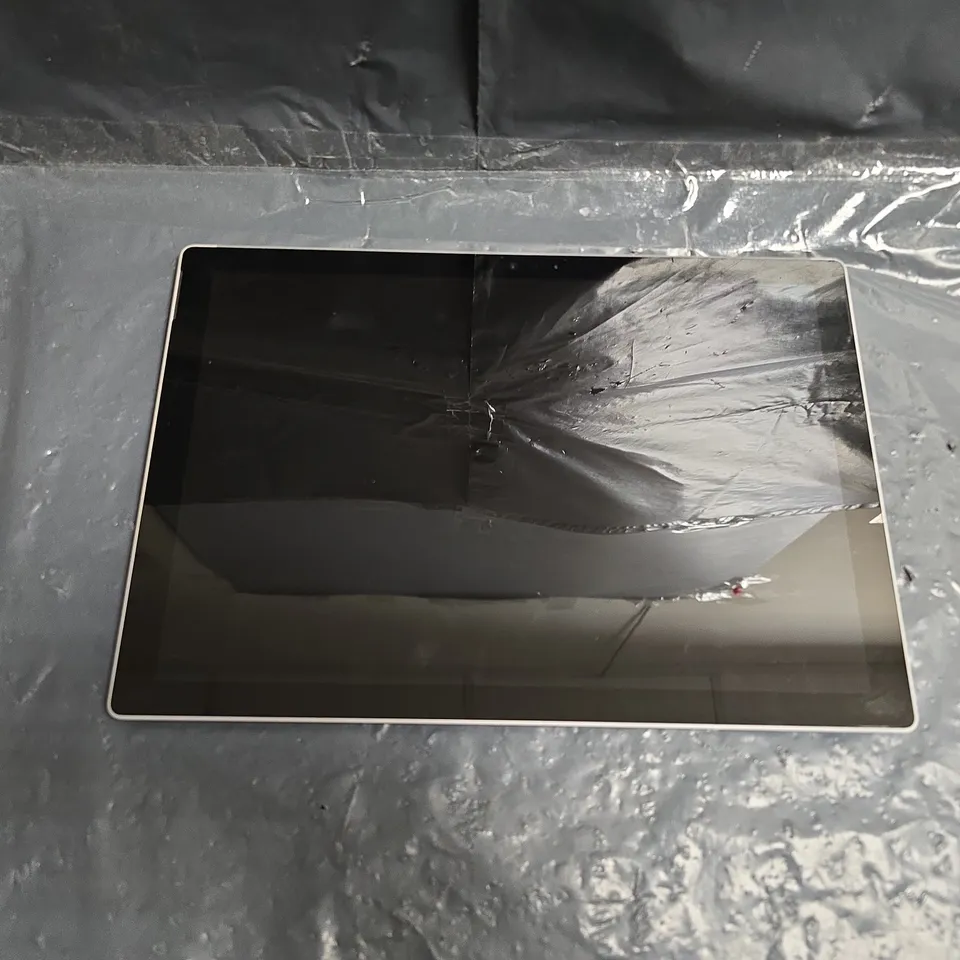 MICROSOFT SURFACE PRO TABLET