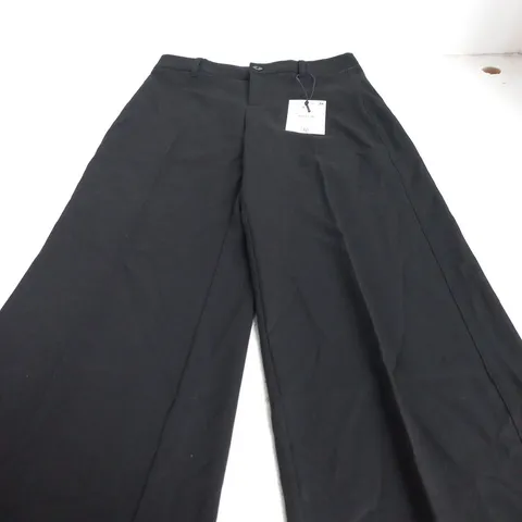 BERSHKA WIDE LEG TROUSERS