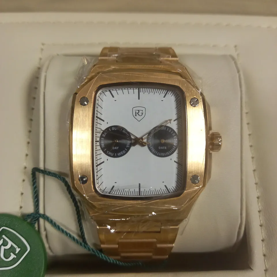 RAYMOND GADUIN STAINLESS STEEL GENTS WATCH WITH JAPANESE MIYOTA MOVEMENT IN WOODEN GIFT BOX